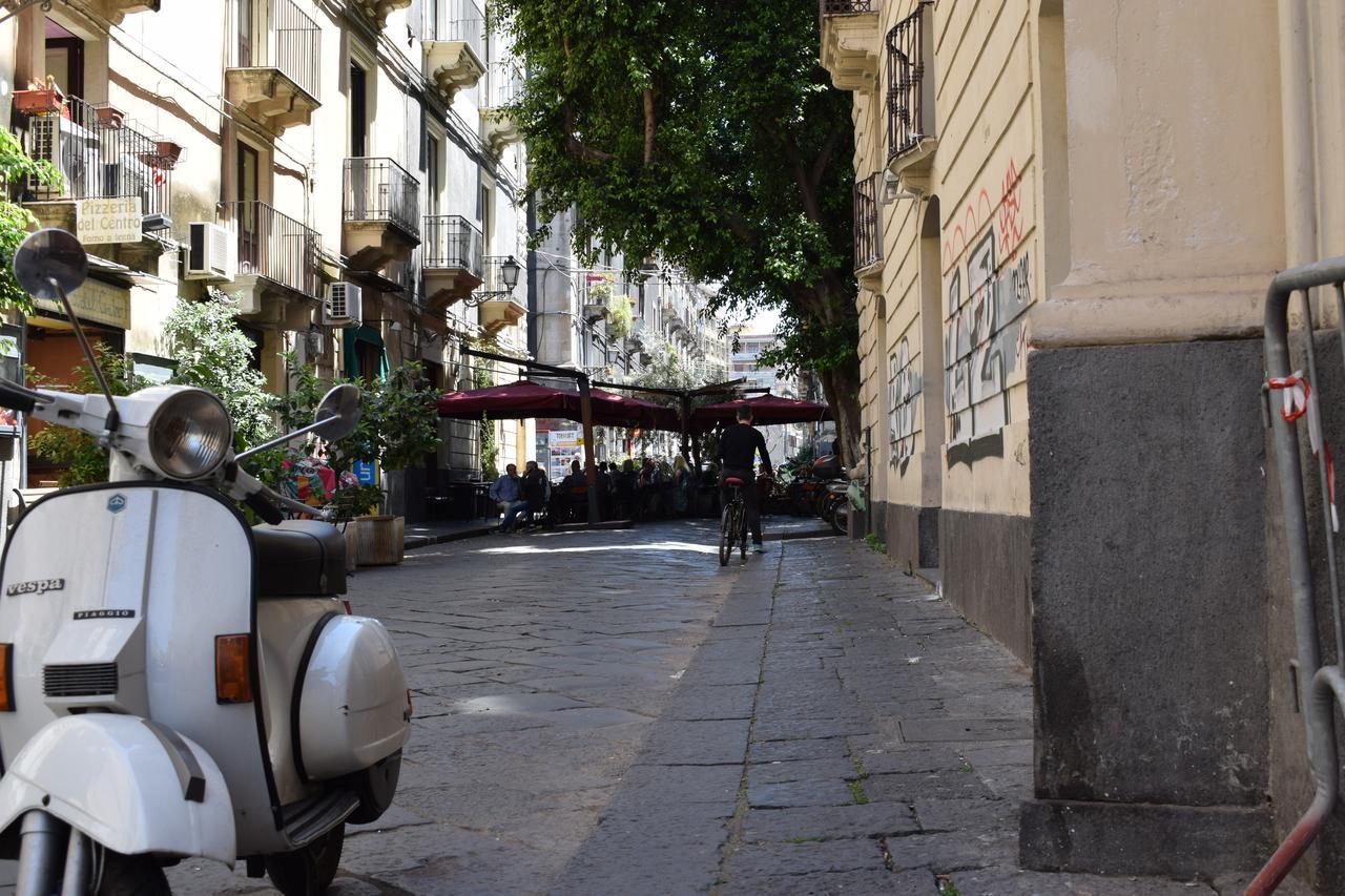 Il Cortiletto Di Piazza Verga Catane Extérieur photo